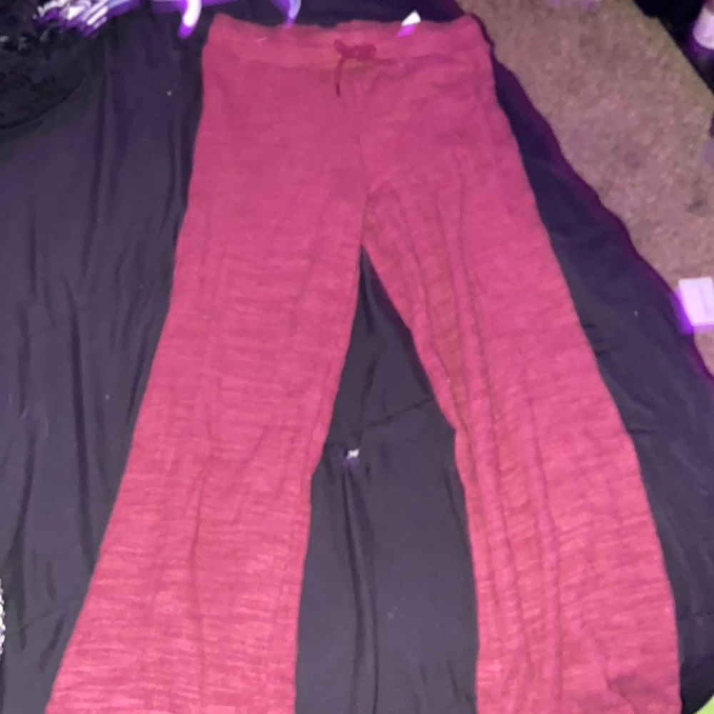 kid size never worn old navy sweatpants, burgandy and black
